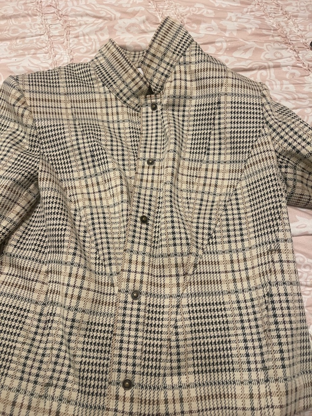 CAbi Plaid Snap-Front Jacket in Beige and Black - Picture 4 of 4